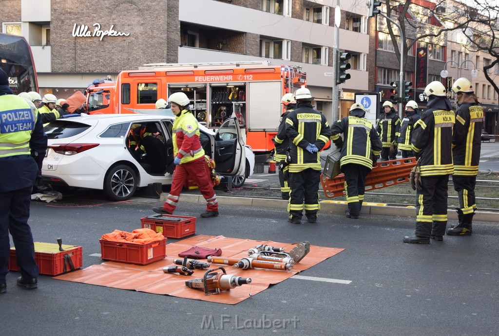 VU PKW Strab Koeln Mitte Pipinenstr Hohestr P037.JPG - Miklos Laubert